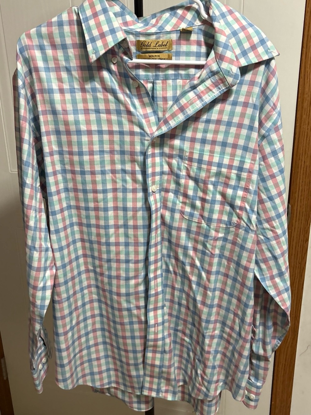 Roundtree & Yorke Pastel Blue Pink and White Check Dress Shirt